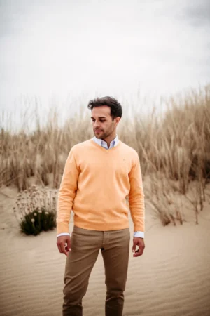 JERSEY CUELLO PICO AMARILLO